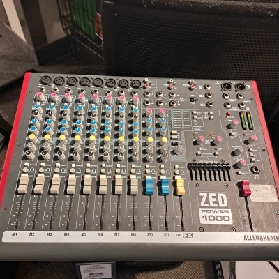 Allen & Heath - ZED-POWER 1000